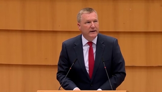 مایکل مک‌گرات، کمیسر اروپا در امور دموکراسی و حاکمیت قانون