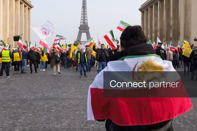 گزارش تصویری رویترز از تظاهرات ایرانیان آزاده در میدان تروکادرو پاریس