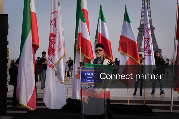 گزارش تصویری رویترز از تظاهرات ایرانیان آزاده در میدان تروکادرو پاریس