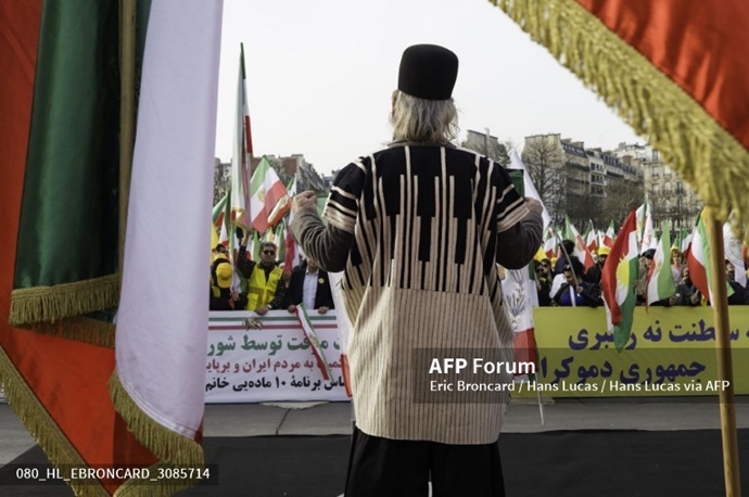 خبرگزاری فرانسه گزارش تصویری از تظاهرات ایرانیان آزاده در پاریس