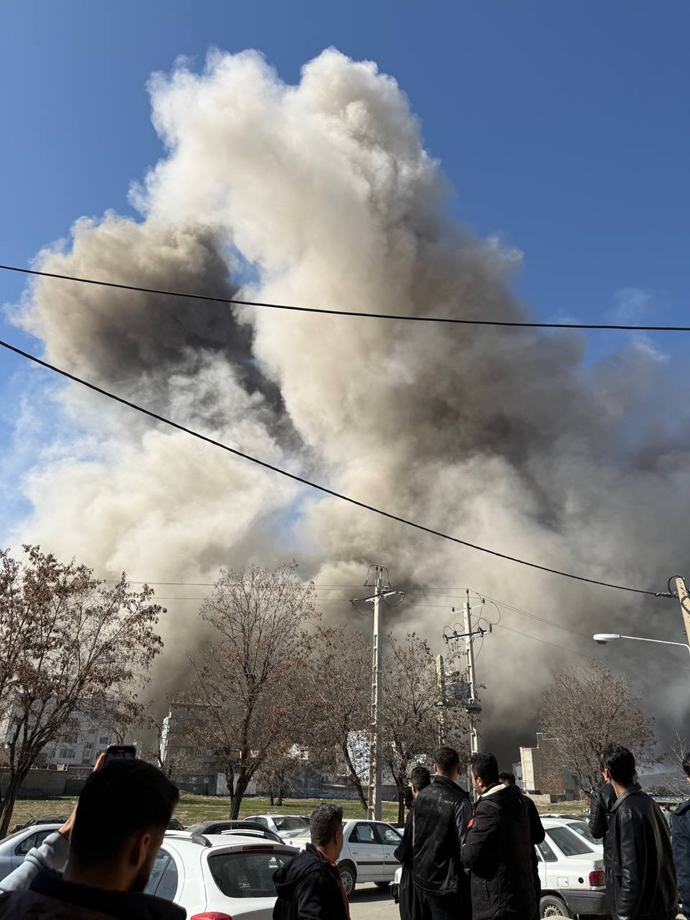 بانه؛ حملات مکرر به پایگاههای نظامی و سپاه از صبح امروز