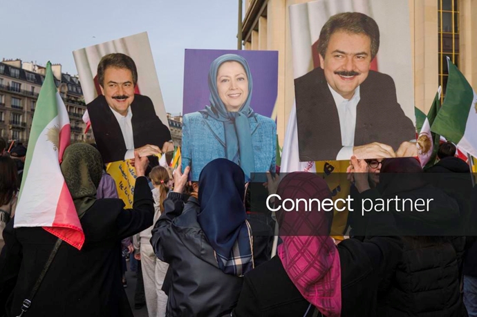 گزارش تصویری رویترز از تظاهرات ایرانیان آزاده در میدان تروکادرو پاریس