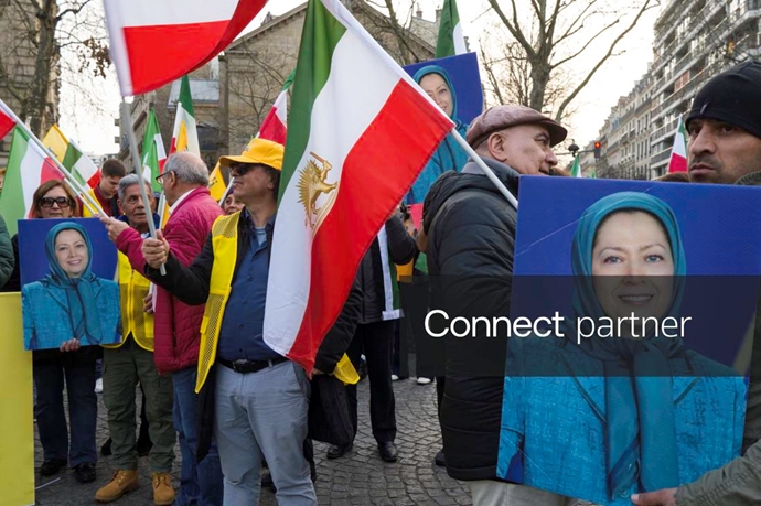 گزارش تصویری رویترز از تظاهرات ایرانیان آزاده در میدان تروکادرو پاریس