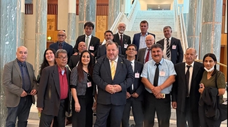 نمایندگان استرالیا در کنار مردم ایران