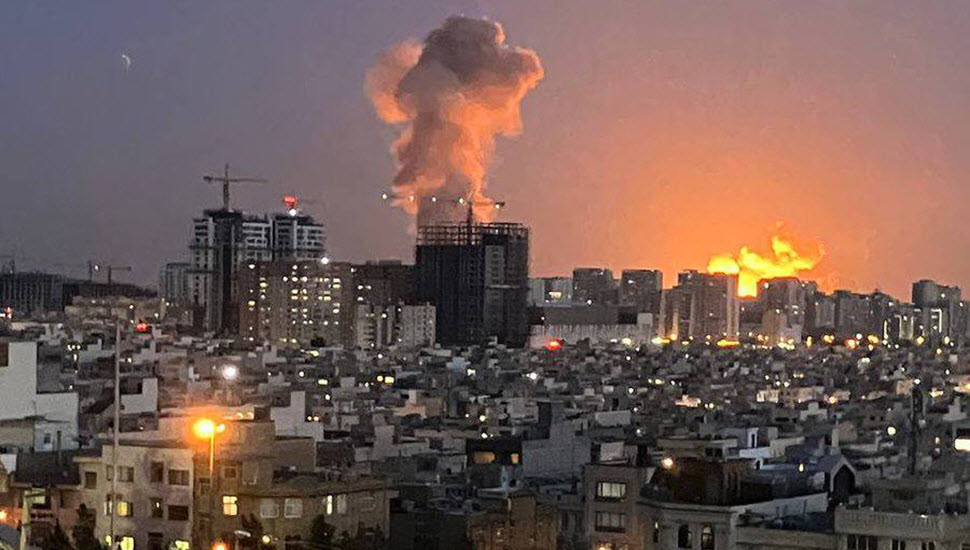 زنده - روز نهم جنگ - ارتش اسراییل: جنگنده‌های اف ۱۴ در فرودگاه اصفهان هدف  قرار گرفت