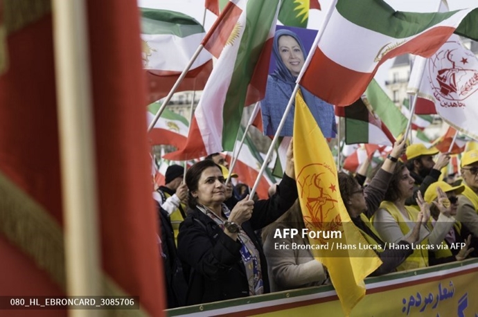 خبرگزاری فرانسه گزارش تصویری از تظاهرات ایرانیان آزاده در پاریس