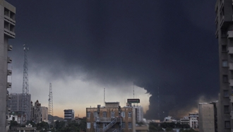 آسمان تهران بعد از بمباران مخازن نفت