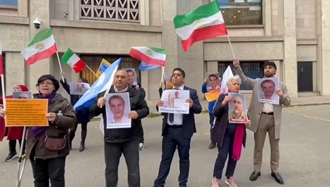 تظاهرات ایرانیان آزاده در اعتراض به اعدام دو تن از زندانیان مجاهد خلق محمد تقوی و اکبر دانشور‌کار