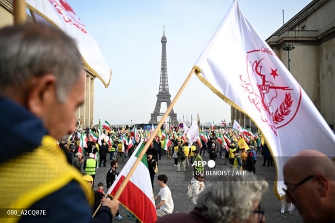 خبرگزاری فرانسه گزارش تصویری از تظاهرات ایرانیان آزاده در پاریس
