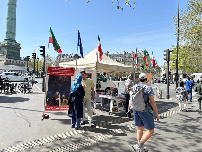 پاریس-میز کتاب هواداران مجاهدین خلق و نمایشگاه عکس شهیدان سربدار و شورشگران-۲۰ فرروردین ۱۴۰۵