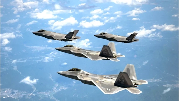 اتریش اجازه استفاده از آسمان خود برای حمله به ایران را نداد