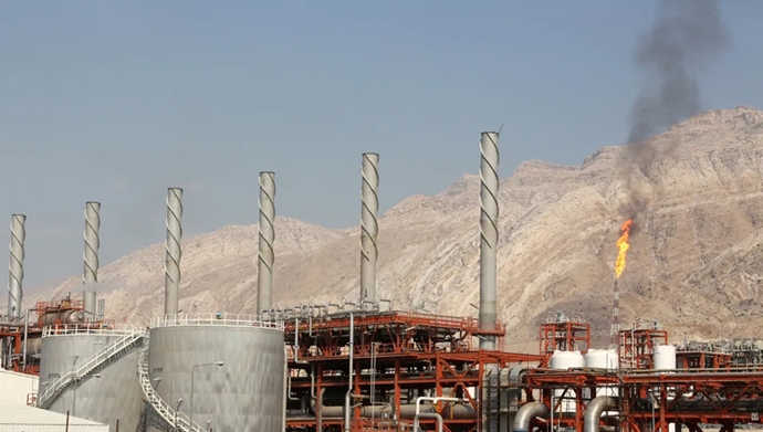 هدف قرار گرفتن میدانهای نفتی در جنگ