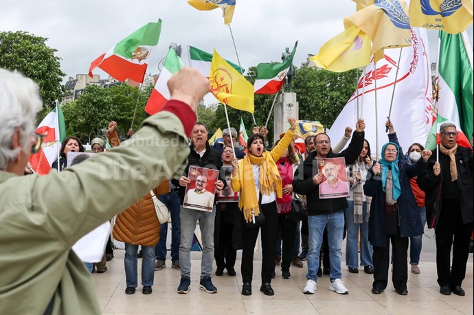 گزارش تصویری آسوشیتدپرس از تظاهرات ایرانیان در پاریس