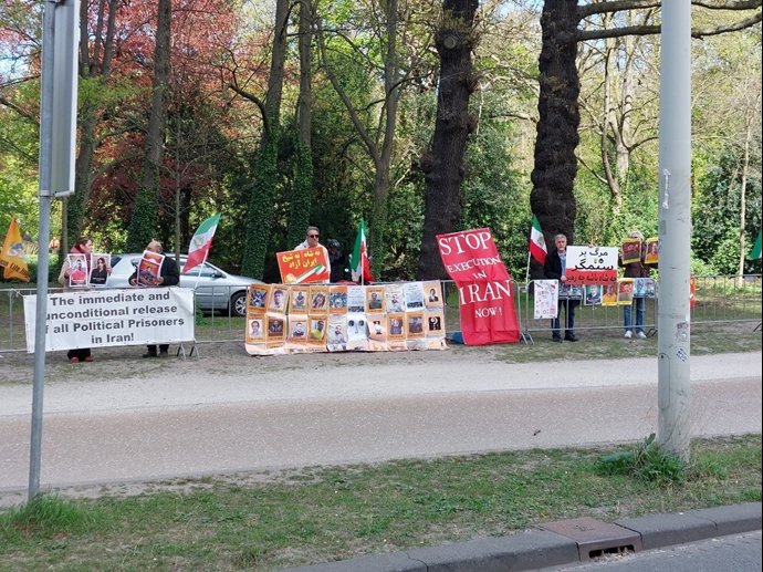 لاهه - آکسیون ایرانیان آزاده علیه اعدام زندانیان سیاسی مجاهد حامد ولیدی و محمد معصوم شاهی