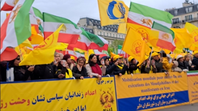 تظاهرات بزرگ ایرانیان در پاریس در محکومیت اعدام مجاهدان قهرمان و شورشگران دلیر - ۲۲ فروردین ۱۴۰۵