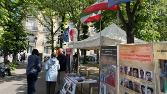 پاریس - میز کتاب هواداران مجاهدین خلق و نمایشگاه عکس مجاهدان و شورشگران سربدار 