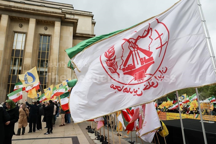 گزارش تصویری آسوشیتدپرس از تظاهرات ایرانیان در پاریس