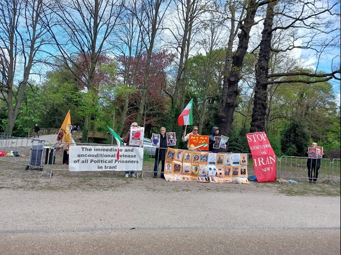 لاهه - آکسیون ایرانیان آزاده علیه اعدام زندانیان سیاسی مجاهد حامد ولیدی و محمد معصوم شاهی