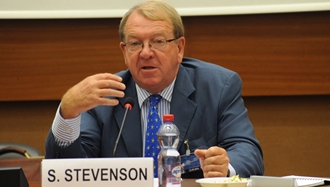 استرون استیونسون نماینده پیشین پارلمان اروپا