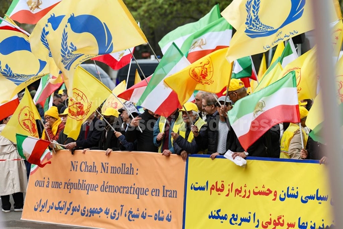 گزارش تصویری آسوشیتدپرس از تظاهرات ایرانیان در پاریس