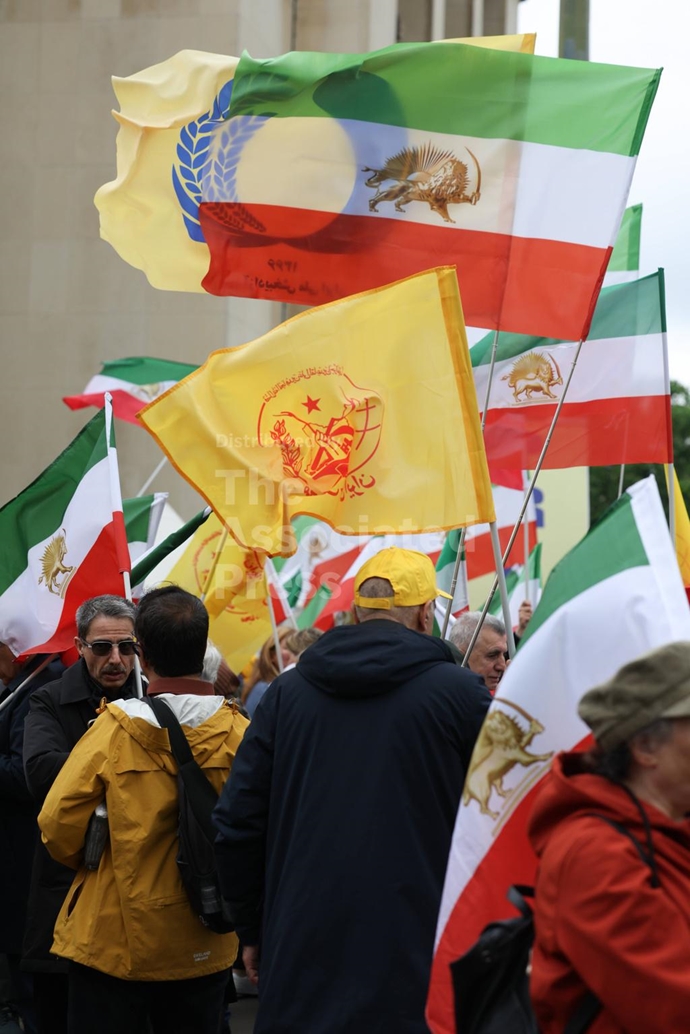 گزارش تصویری آسوشیتدپرس از تظاهرات ایرانیان در پاریس