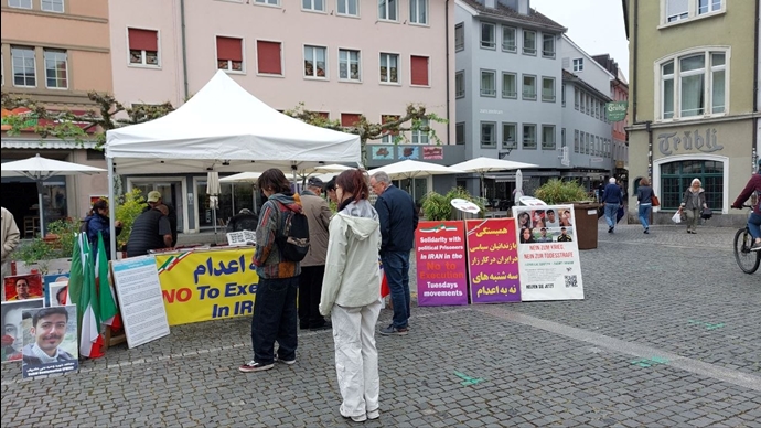 وینترتور سوئیس - برگزاری میز کتاب توسط ایرانیان آزاده علیه اعدام زندانیان سیاسی