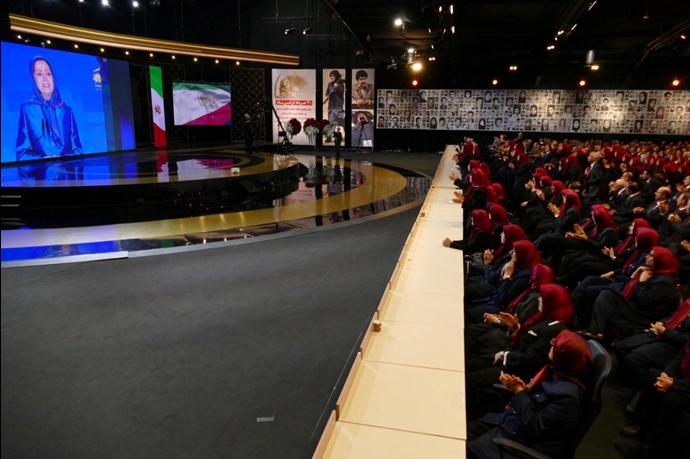 دومین روز گردهمایی جهانی ایران آزاد در پاریس - ۳۱ خرداد ۱۴۰۵ دومین روز گردهمایی جهانی ایران آزاد در پاریس - ۳۱ خرداد ۱۴۰۵