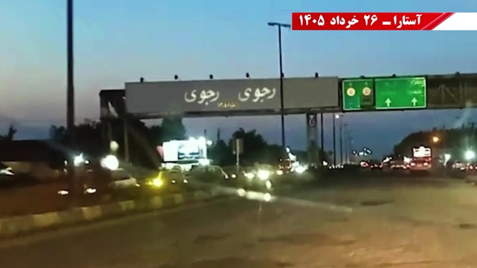فعالیتهای جوانان شورشگر در شهرهای میهن در آستانه ۳۰ خرداد فعالیتهای جوانان شورشگر در شهرهای میهن در آستانه ۳۰ خرداد