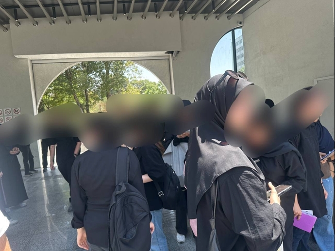 تجمع اعتراضی دانش‌آموزان در تهران 