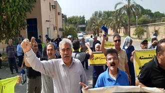 تجمعات اعتراضی بازنشستگان در شهرهای مختلف؛ ایستادگی در گرمای ۵۰ درجه خوزستان