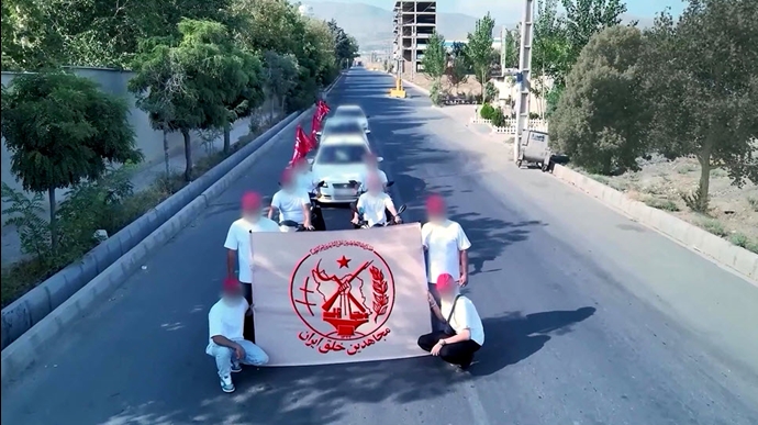 راهپیمایی رزمی یک یکان شورشگر در کرج