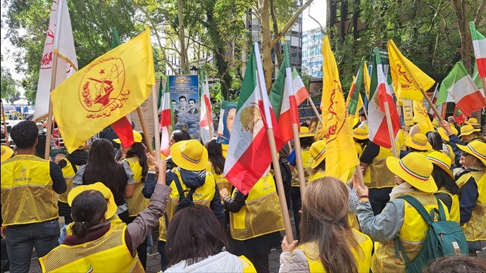تظاهرات بزرگ ایرانیان در نیویورک همزمان با اجلاس مجمع عمومی ملل متحد - چهارشنبه اول مهر ۱۴۰۵ تظاهرات بزرگ ایرانیان در نیویورک همزمان با اجلاس مجمع عمومی ملل متحد - چهارشنبه اول مهر ۱۴۰۵