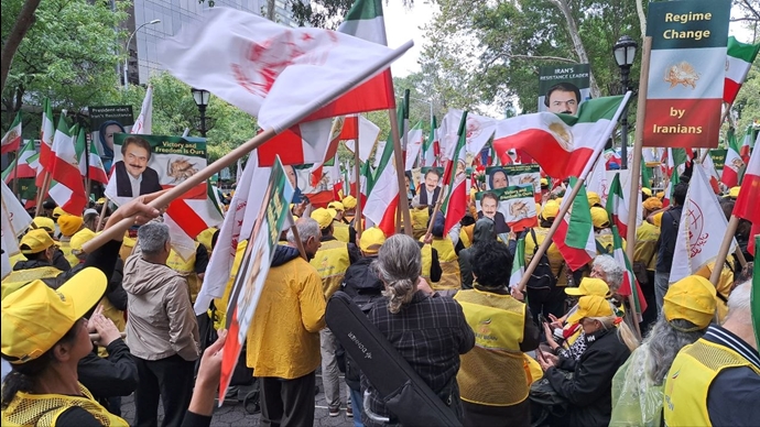 تظاهرات بزرگ ایرانیان در نیویورک همزمان با اجلاس مجمع عمومی ملل متحد